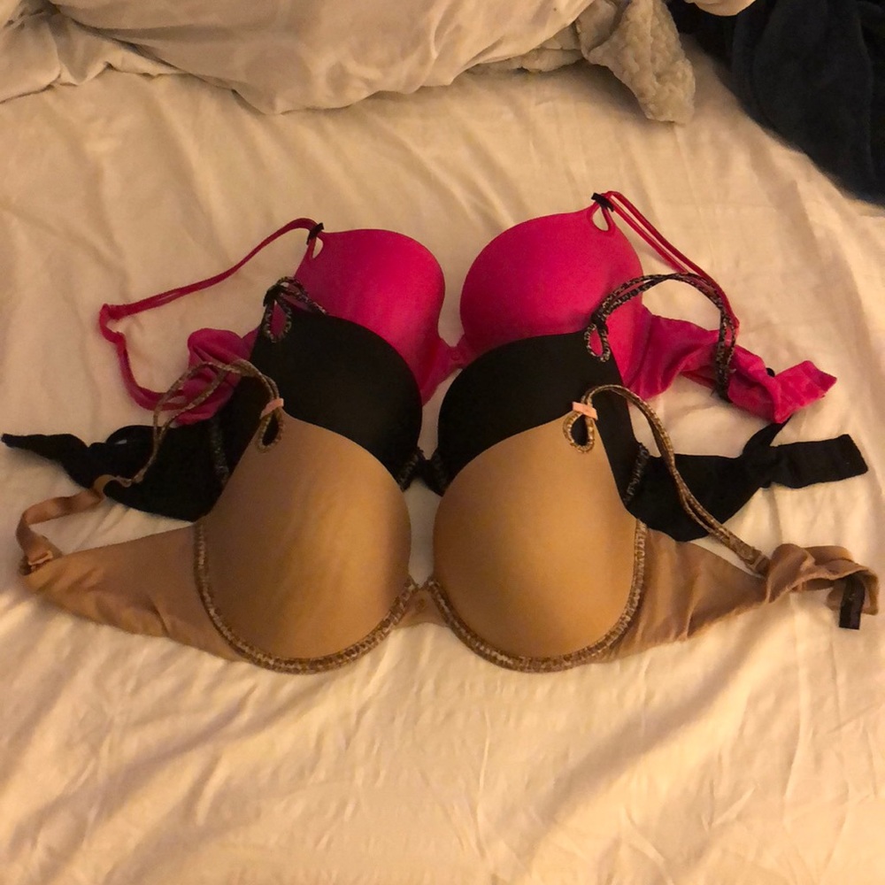 Victoria’s Secret bras